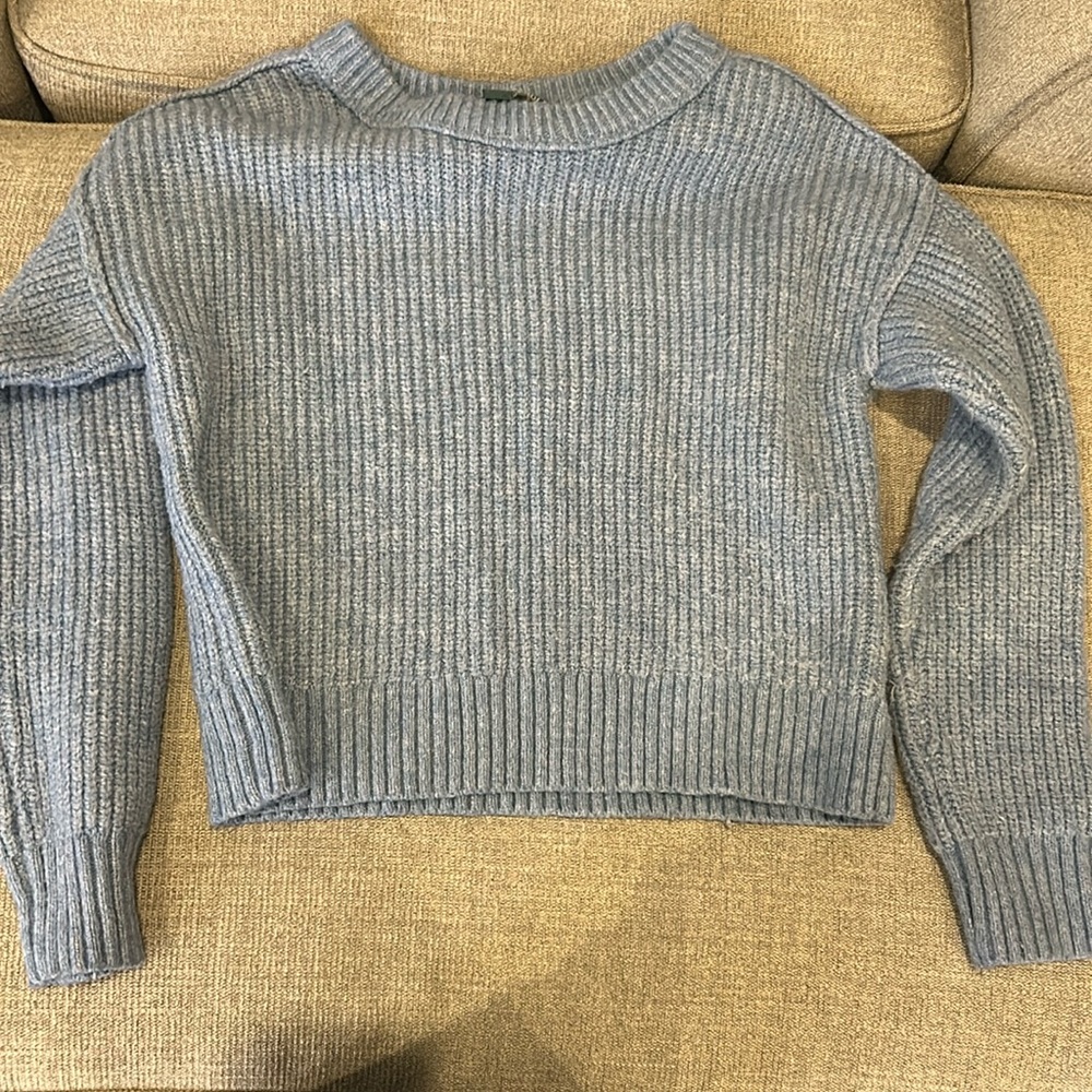 American eagle blue sweater size XS